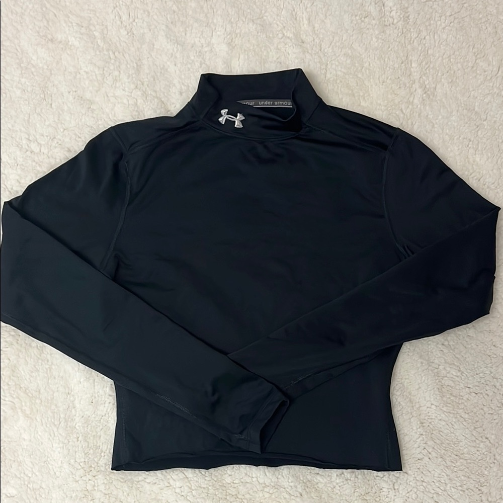Under Armour Black Long Sleeve crop